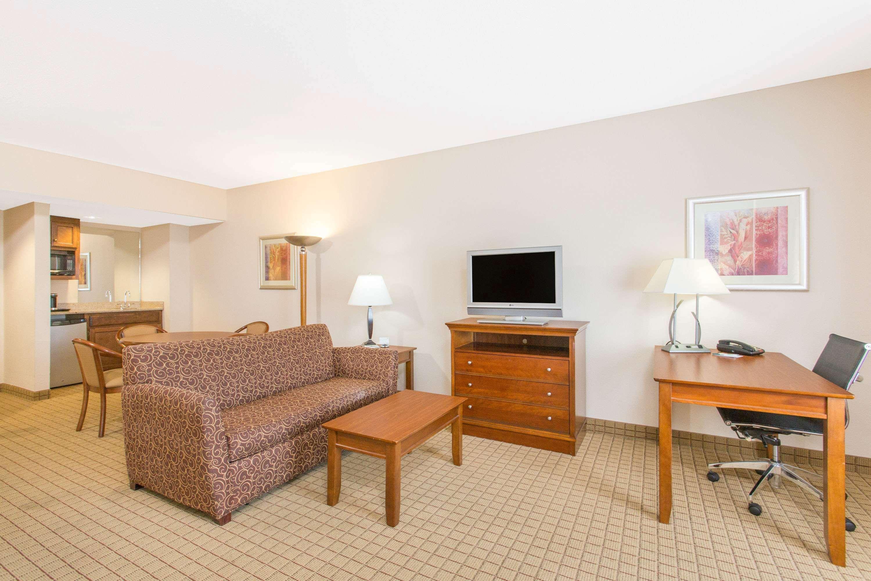 Wingate By Wyndham Savannah Pooler Exterior foto